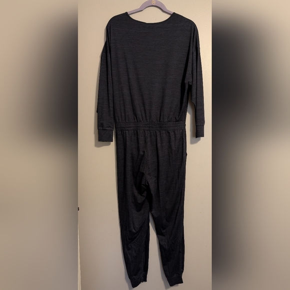 Vuori Lux Long Sleeve Women's Navy Jumpsuit - Picture 4 of 5